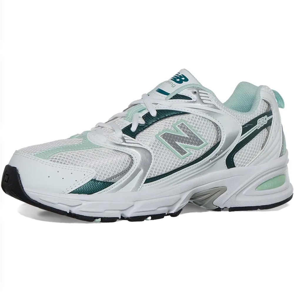 NEW BALANCE MR530RB WHITE GREEN  MEN/WOMEN/It has scratches,shown in the images